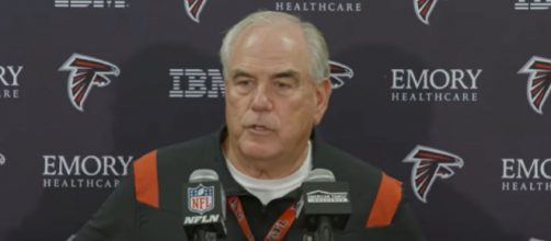 Dean Pees and Brady worked together in New England for 6 years (Image source: Atlanta Falcons/YouTube)