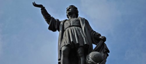 Statue of Christopher Columbus in Mexico City (Image source: ProtoplasmaKid/Wikimedia Commons)