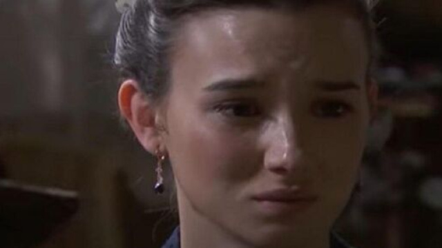 Una vita, anticipazioni: Camino non riceve pi&ugrave; notizie di Maite dopo la morte di Ildefonso.