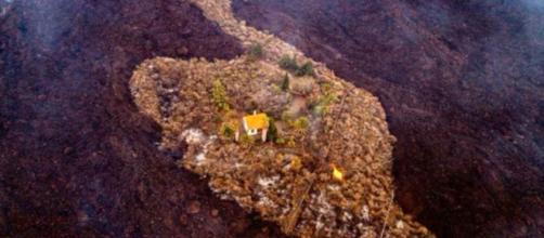 La foto de la casa aislada en La Palma por Alfonso Escalero (Instagram/@i_love_the_world.es)