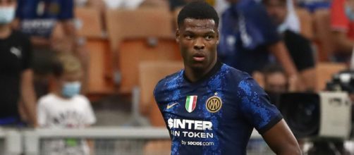 Inter, Dumfries incanta e accende il mercato: su di lui ci sarebbe il Bayern Monaco.