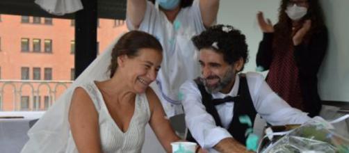 Un paciente ingresado en el hospital se casa (Hospital Vall d'Hebron)