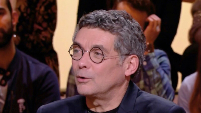 L’ancien chroniqueur de TPMP Thierry Moreau. Source : capture d’écran, France 2