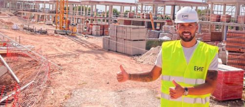 Ezequiel Garay está muy feliz con su proyecto inmobiliario (Instagram/@ezequielgaray24)