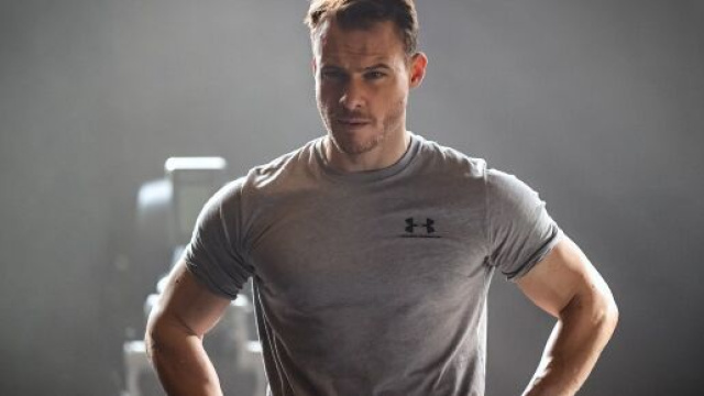 Love is in the Air, anticipazioni: Serkan dato per disperso, il suo aereo sparito dai radar.