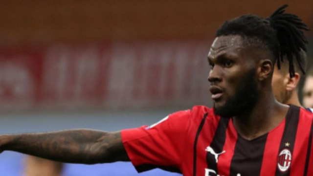 Franck Kessi&eacute;, centrocampista del Milan.