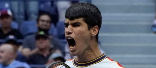 Carlos Alcaraz enfrentará en los octavos de final del Abierto de Estados Unidos al alemán Peter Gojowczyk (Twitter/@ATPtour_ES)