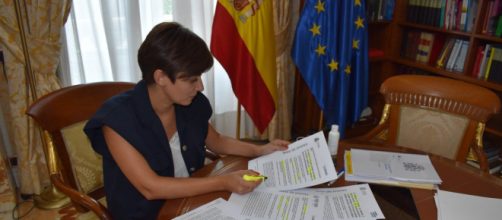 Isabel Rodríguez anunció que el Gobierno de España cumplirá con rebajar el precio de la luz en diciembre de este año (@isabelrguez)