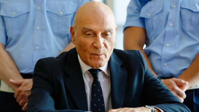 Un posto al sole, Manlio Picardi (Paolo Maria Scalondro).