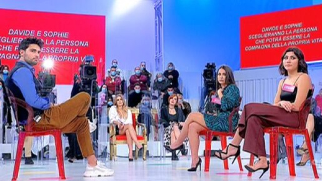 Uomini e donne, Davide e Chiara innamorati.