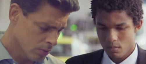 Christian e Ravi em 'Um Lugar ao Sol' (Reprodução/TV Globo)