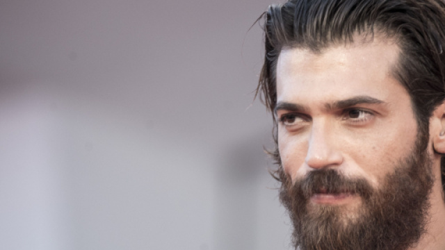 Can Yaman smentisce su Instagram la sua presunta partecipazione al Festival di Sanremo