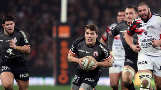 Le Stade Toulousain va peut-être engager un nouvel arrière, Ange Capuozzo - Source : capture d'écran, Twitter
