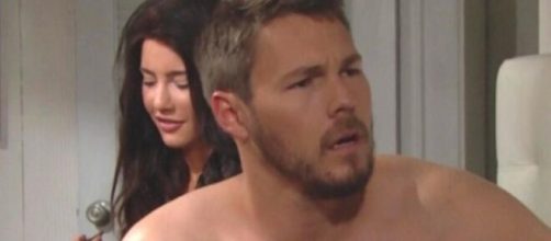 Beautiful, spoiler al 22 gennaio: Liam e Steffy passano una notte d'amore, Ridge è preoccupato per Thomas