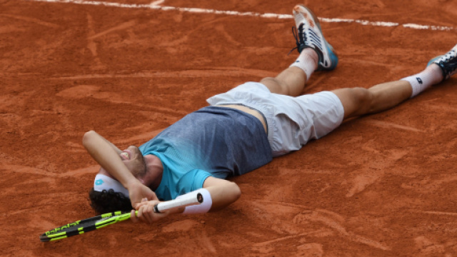 Novak Djokovic ammette gli errori: 'Certe volte si sbaglia, sono tempi difficili'.