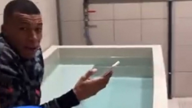 Neymar charrie Kylian Mbappé dans les vestiaires, son cri enflamme la toile (capture Instagram de Neymar)