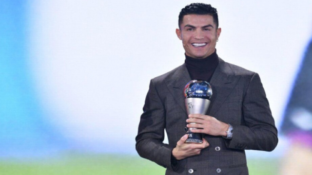 Cristiano Ronaldo lors de la cérémonie FIFA The Best. Source : Capture Twitter