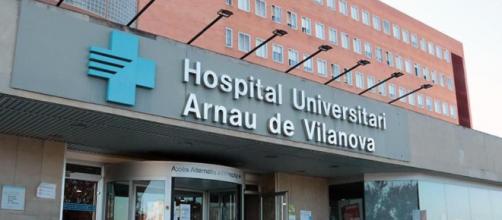 El menor quemado con aerosol ha sido ingresado en el hospital Arnau de Vilanova de Lleida (RR SS)