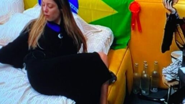 GF Vip, sporcizia e disordine in camera di Soleil, i fan increduli: '&Egrave; un porcile' (Foto).