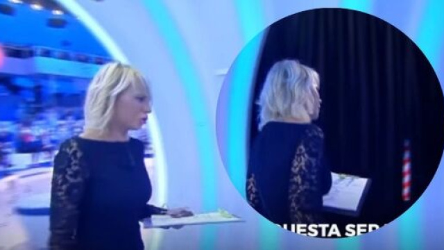 C'è posta per te, Maria lascia lo studio