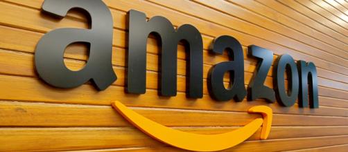 Amazon seleziona nuovo personale nei ruoli di magazziniere a 1680€ al mese e capoturno: candidatura online sul sito aziendale