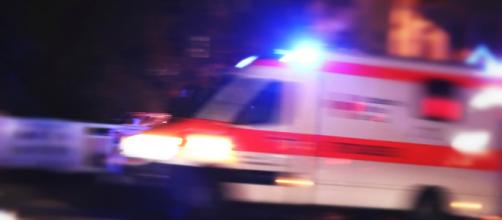 Tragico incidente a Rezzato, auto contro pullman: cinque morti.