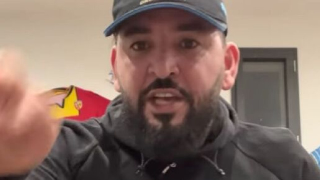 Mohamed Henni compare Cédric Bakambu au roi Pelé et enflamme la toile - Source : capture d'écran, Youtube