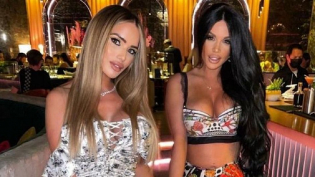 Manon Tanti critique Laura Lempika sur les réseaux ? Noémie, son supposé faux compte, témoigne enfin - Source : Instagram