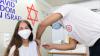Covid, gli esperti israeliani raccomandano la quarta dose di vaccino agli over 18