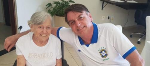 Mãe de Bolsonaro faleceu após duas paradas cardiorrespiratórias (Reprodução/Redes sociais)