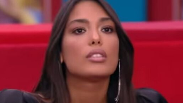 GFVip, Federica Calemme delusa da Signorini: 'Neanche mi saluta a volte' (Clip).