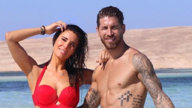 La femme de Sergio Ramos parle français et enflamme la toile - Source : capture d'écran, Youtube