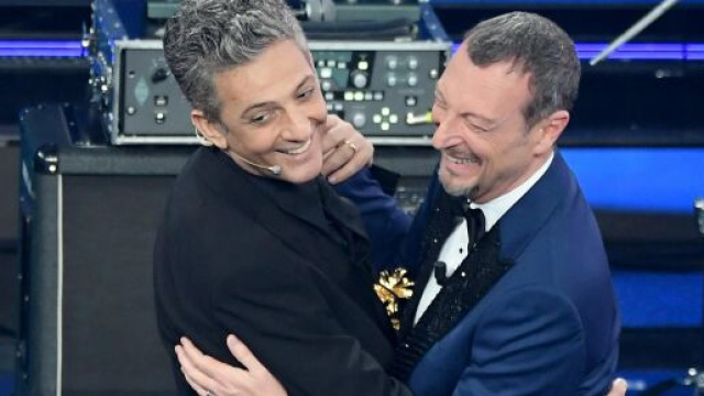 Sanremo 2022, presunti compensi conduttori e ospiti: Amadeus resterebbe il più pagato.