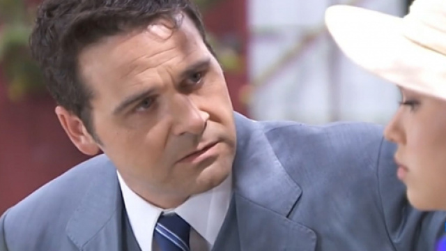 Una vita, spoiler Spagna: Anabel accusa Aurelio di aver ucciso Carlos Armijo.