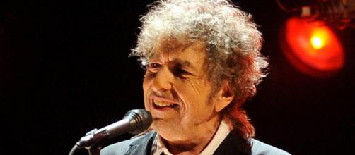 Bob Dylan: la scorsa estate è stato accusato di violenza sessuale per fatti risalenti al 1965.