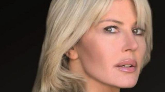 5 curiosit&agrave; su Nathaly Caldonazzo: ha avuto una figlia da Riccardo Sangiuliano.