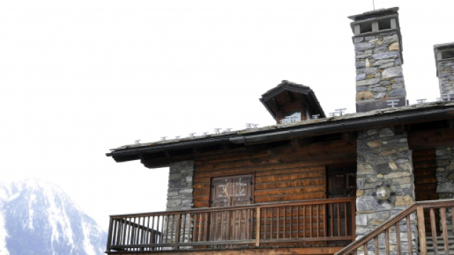 Annamaria Franzoni &egrave; stata in vacanza nella villetta di Cogne.