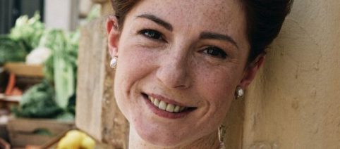 5 curiosità sull'attrice Valentina Bartolo: ha lavorato alla Melevisione e ha una figlia