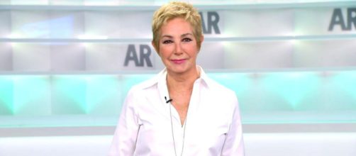 La presentadora ha agradecido el cariño recibido durante su ausencia de las pantallas (Captura de pantalla de Telecinco)