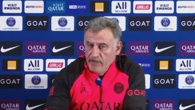 Christophe Galtier agacé par les questions de certains journalistes sur Mbappé. (crédit Twitter)