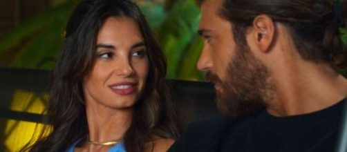 Viola come il mare, spoiler 21/10: Vitale presa da Raniero, Demir si allontana da Farah.