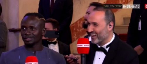 Le petit malaise du soir signé Ludo Obraniak et Sadio Mané fait le buzz (capture L'Equipe du Soir)