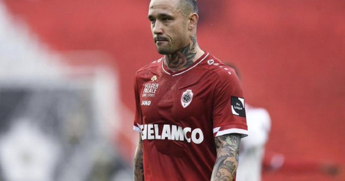 Radja Nainggolan fuma in panchina, cade la sanzione e ronza il video