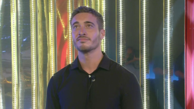 GF Vip, Antonino smaschera gli autori.