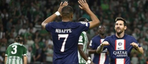 Messi ravi de jouer avec Mbappé au PSG. (crédit Twitter)