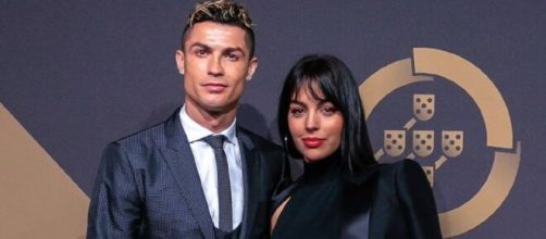 Cristiano Ronaldo et Georgina exhibent leur impressionnante décoration d’Halloween (capture YouTube)