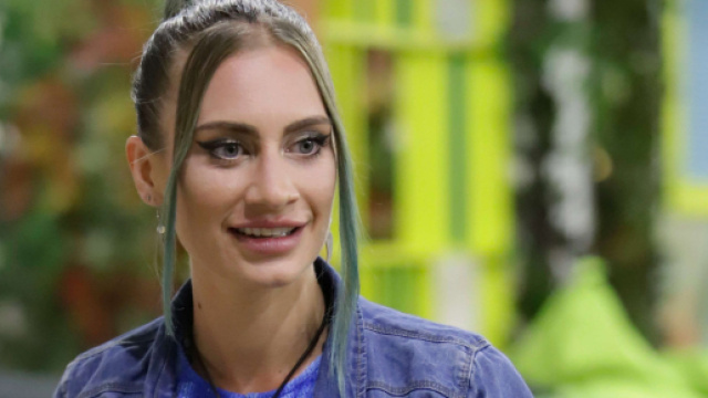 GFVip7, frase infelice di Elenoire e Giaele su Nikita,fan sbottano: 'Da squalifica' (Clip).