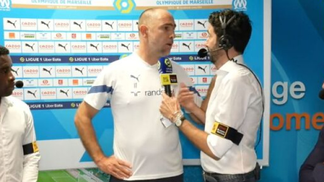 Igor Tudor n'a pas vraiment voulu rigoler avec Alexandre Ruiz après OM-Lens (vidéo).