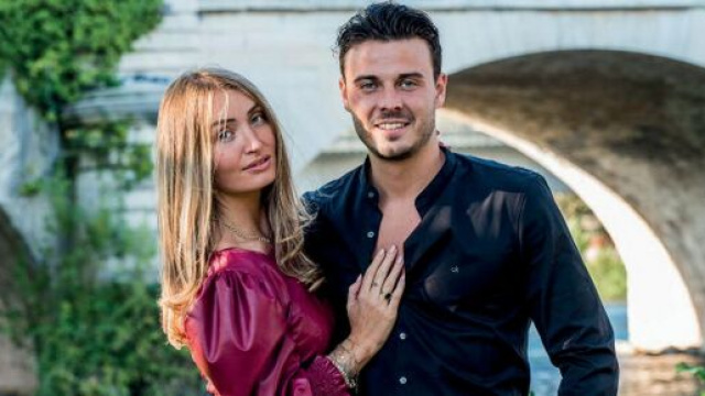 Beverly "d&eacute;truite" par sa rupture avec Noah apr&egrave;s deux ans d'amour.