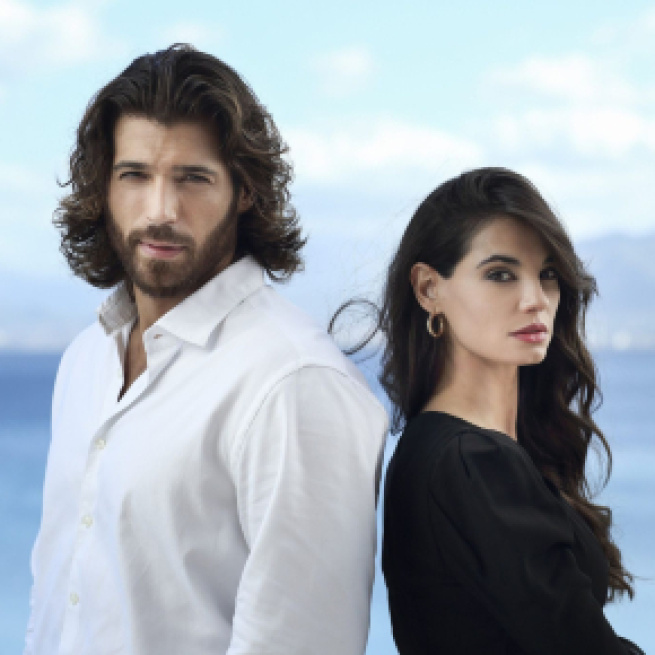 Cambio programmazione Mediaset novembre: stop Can Yaman in prime time, chiude Una Vita.